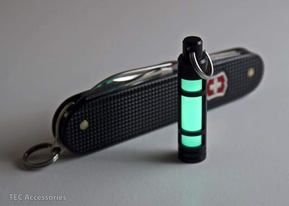 TEC Accessories A3 Embrite Glow Fob｜蓄光キーチェーン・グリーン