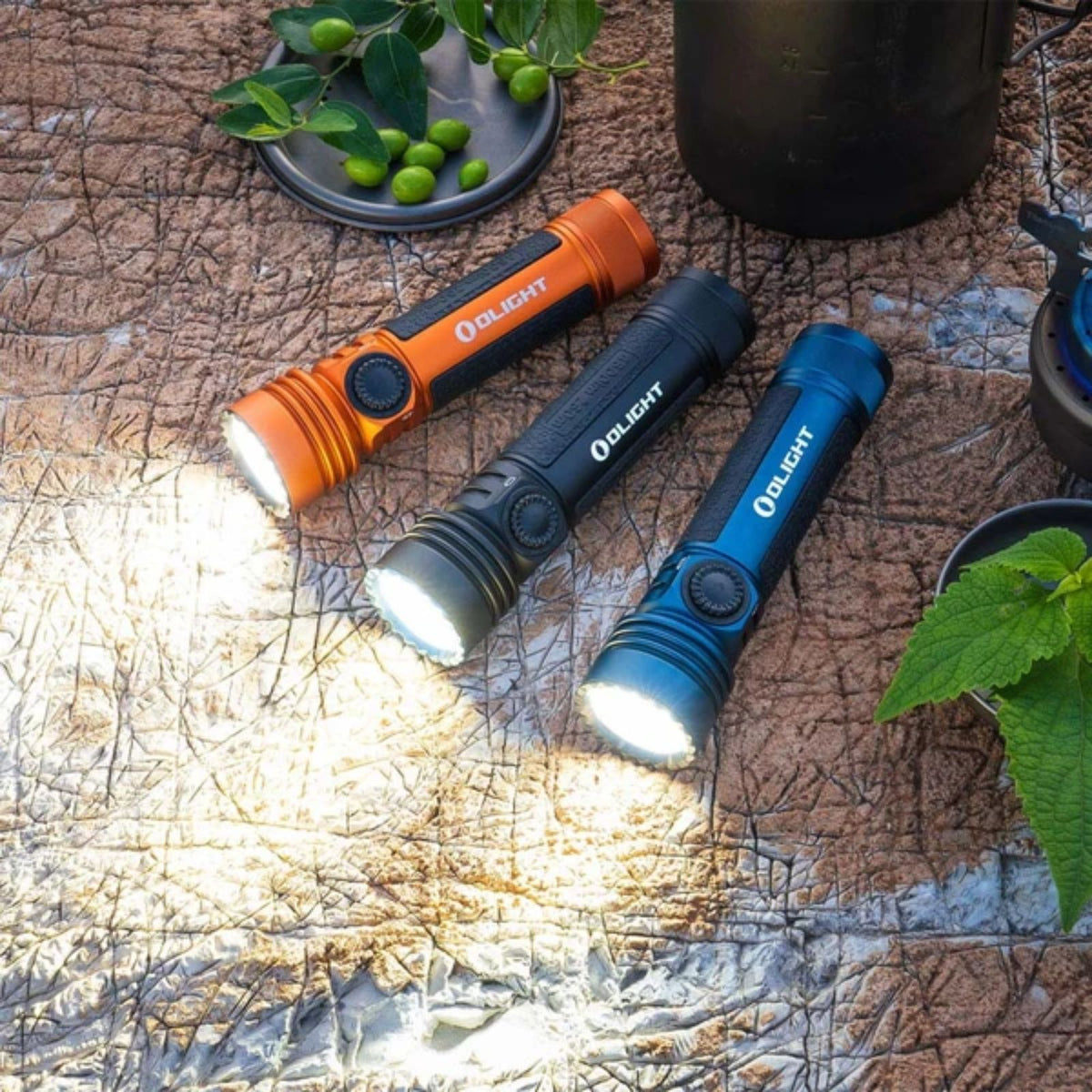 Olight Seeker 4 Pro 充電式LEDライト｜最大4,600lm・260m照射
