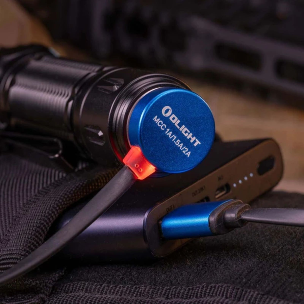 Olight Warrior 3S 充電式LEDライト｜最大2,300lm・300m照射